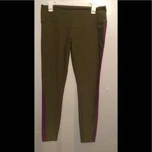 Women’s Nike dri fit leggings